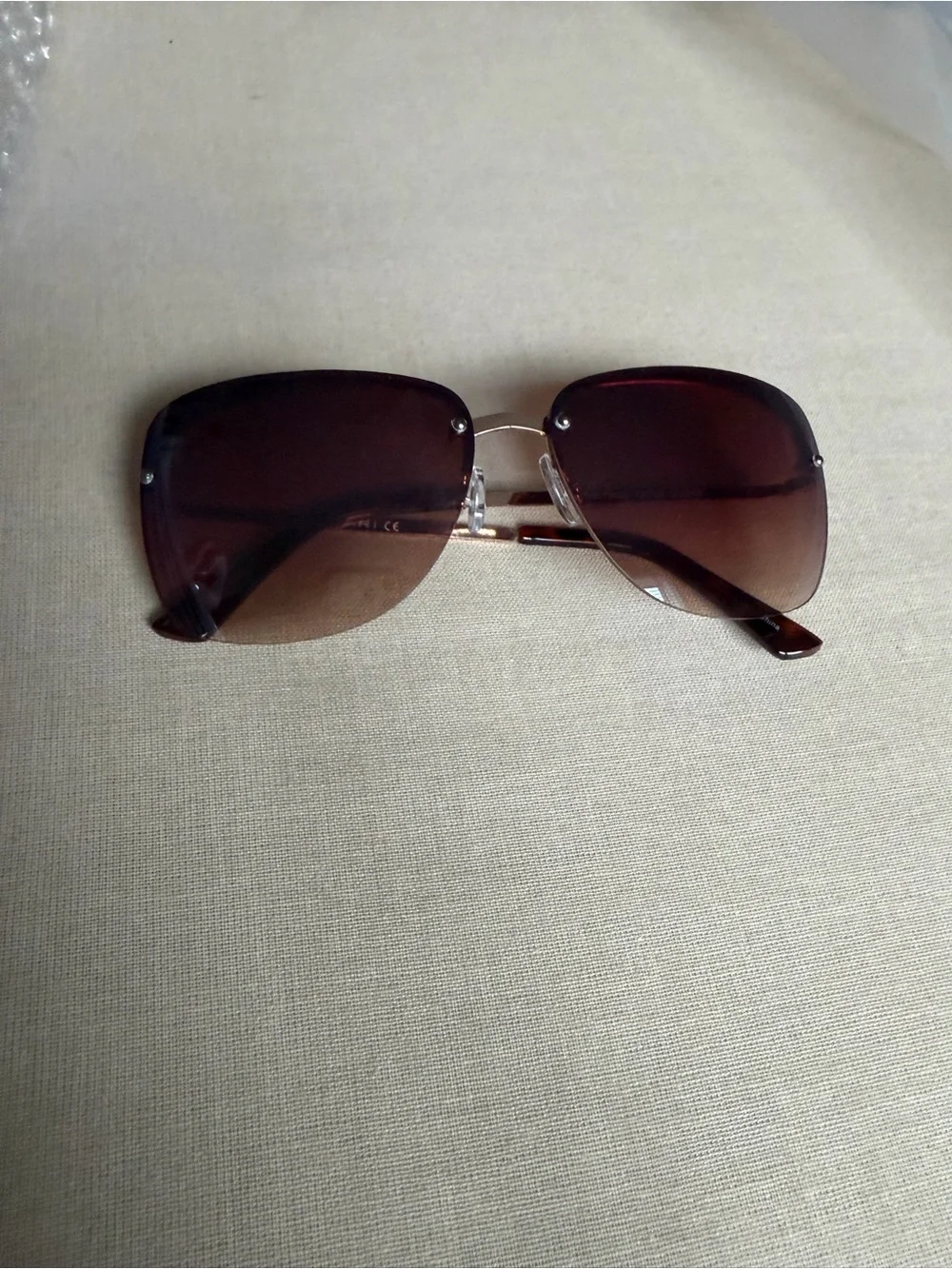 Source Unknown Brown Gradient Oversized Women's Sunglasses